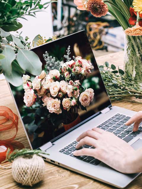  Contactar con Floristería La Primavera